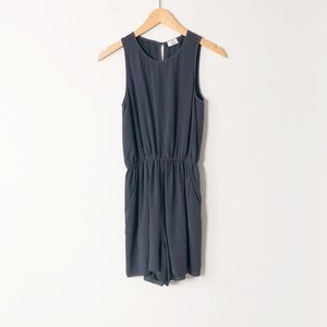 HP Aritzia Wilfred Dark Grey Silk Rive Sleeveless Flowy Romper Crisscross XS